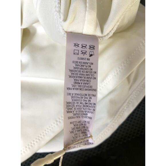 SKIMS Signature Swim Shorts Mid Waist Marble White NWT Size 4X - Picture 9 of 10